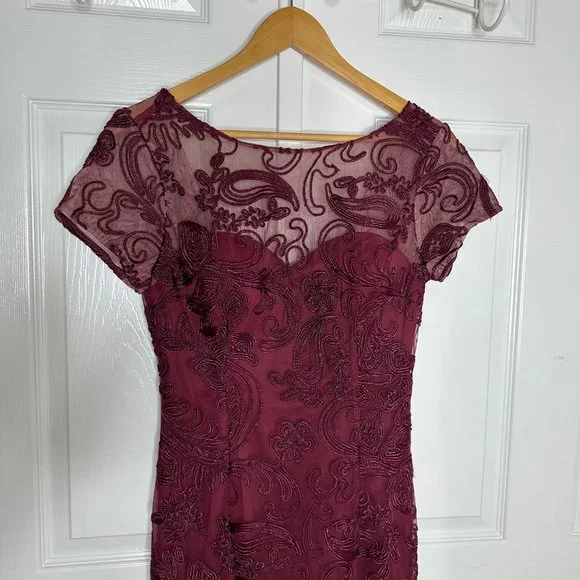 JS Collections Women's Boat Neck Short Sleeve Laced Burgundy  Mermaid Gown - Picture 5 of 16